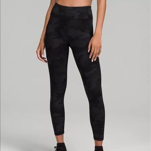 NWT Lululemon Invigorate HR Tight 25”